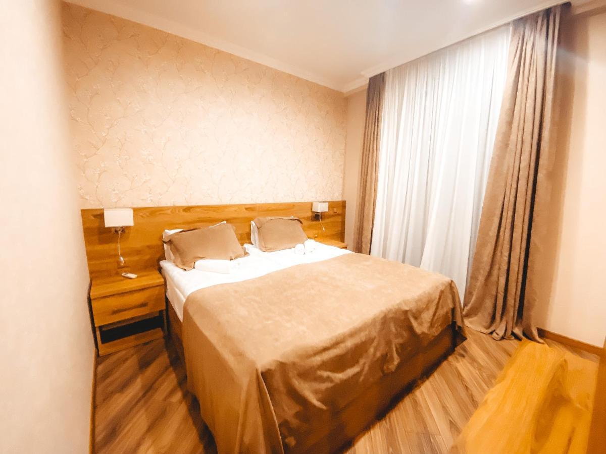 Sunset Tbilisi Luxury Aparthotel Екстер'єр фото