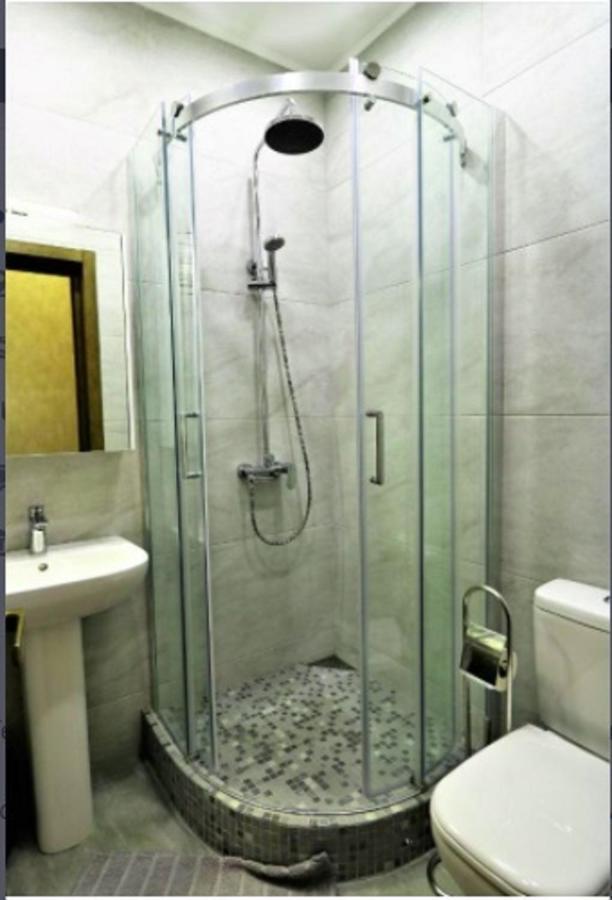 Sunset Tbilisi Luxury Aparthotel Екстер'єр фото